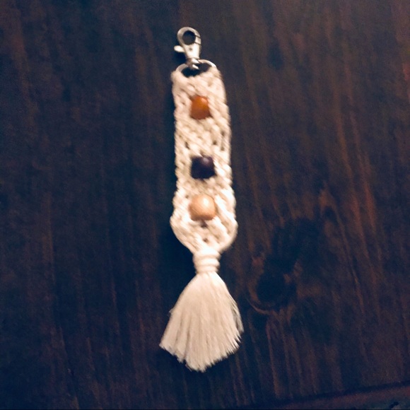 ๐Uniquely Hand-Crafted Macrame Knotted Keychain/Charm w/Natural Wooden Beads - Picture 4 of 16